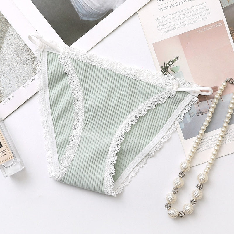 Tanga motif dentelle sans couture-Velonjara-Secret