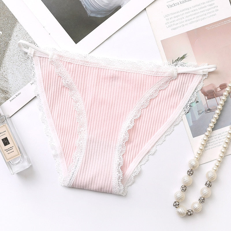 Tanga motif dentelle sans couture-Velonjara-Secret